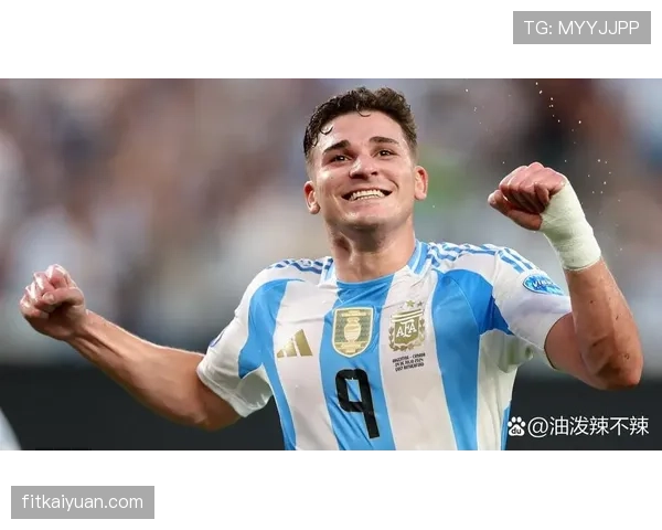 大场面球员：阿尔瓦雷斯在关键比赛中的决定性作用